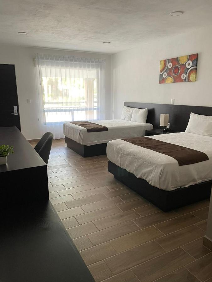 Hotel Ejecutivo Aeropuerto Alvaro Obregon Екстериор снимка